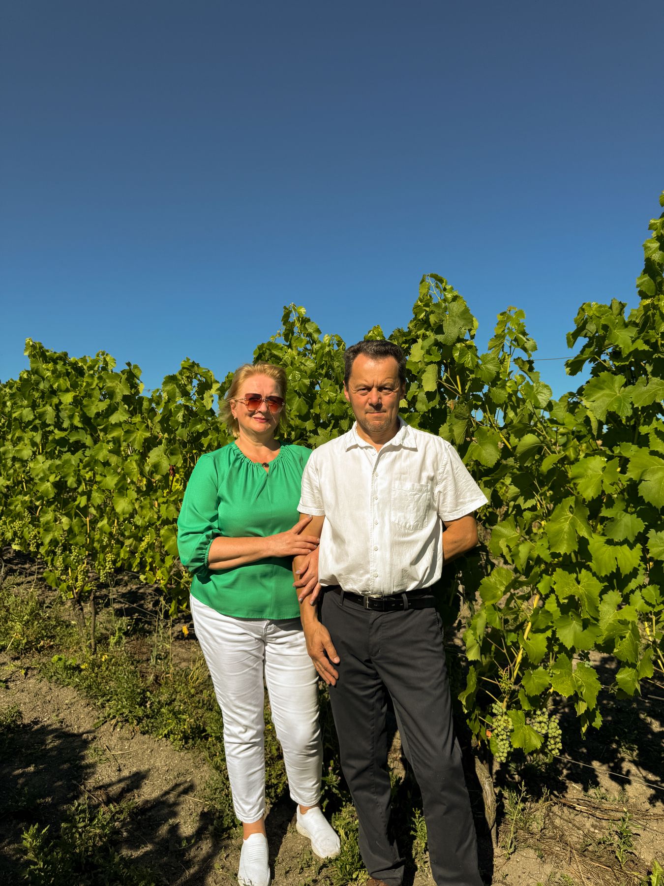 Anna i&nbsp;Grzegorz Idzik w&nbsp;winnicy