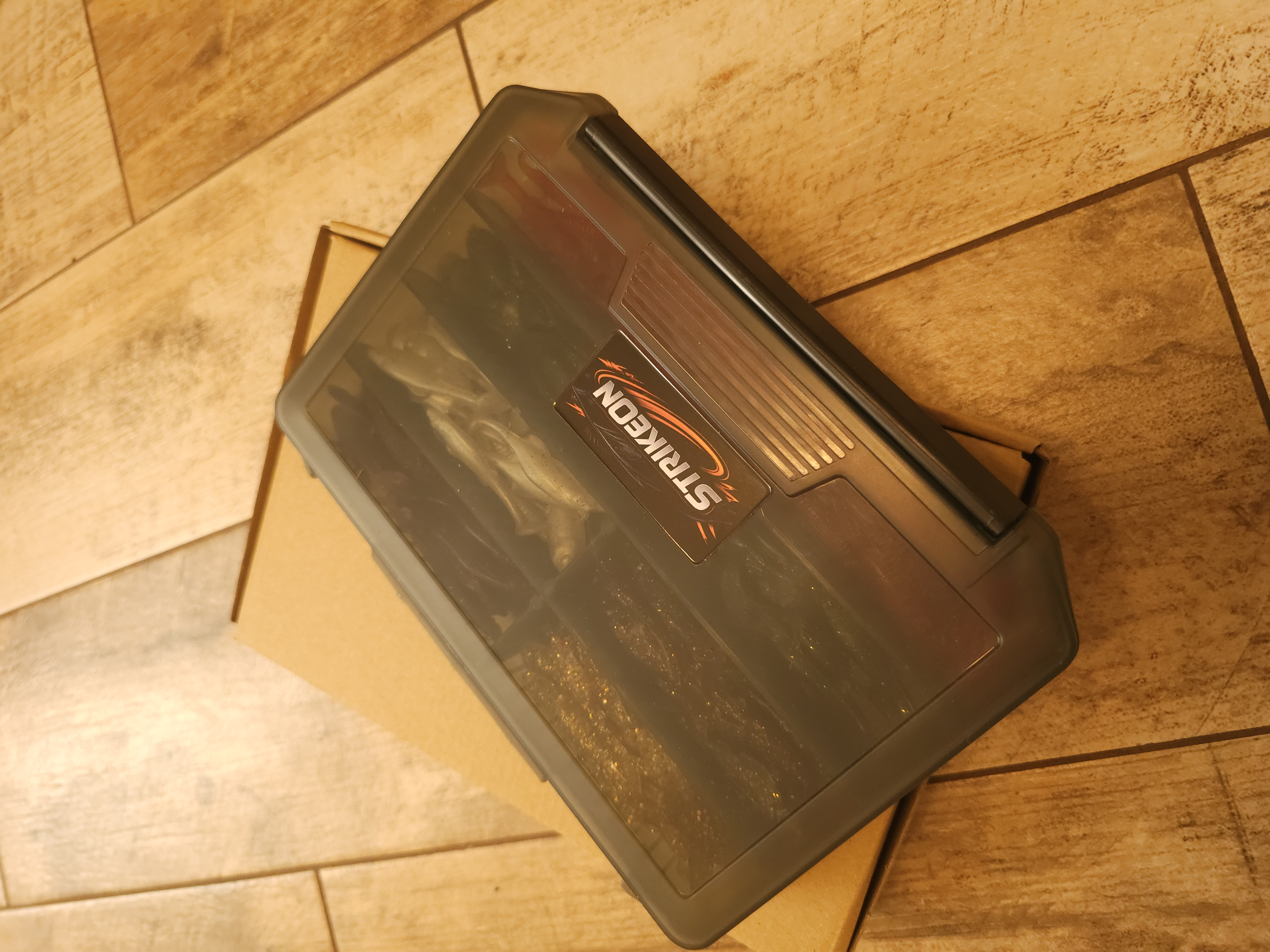 Zestaw przynęt na okonia 100 sztuk StrikeOn